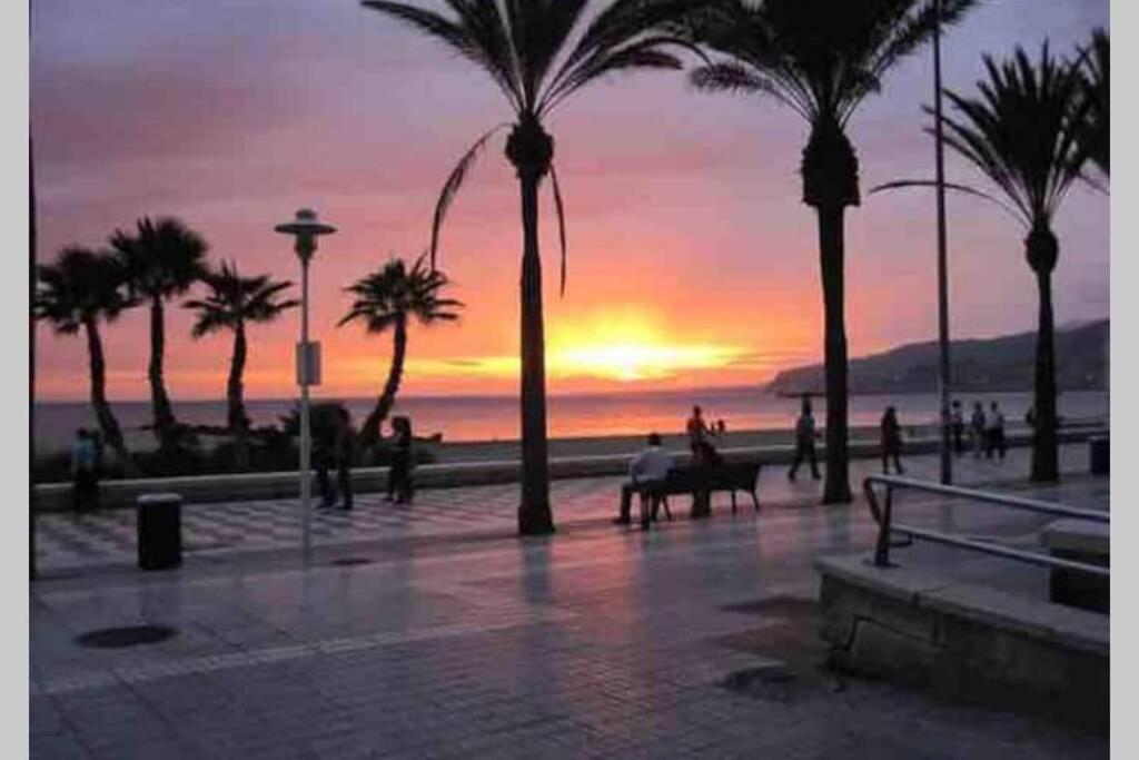 El Rinconcito Cubano En La Playa Apartment Almeria Luaran gambar
